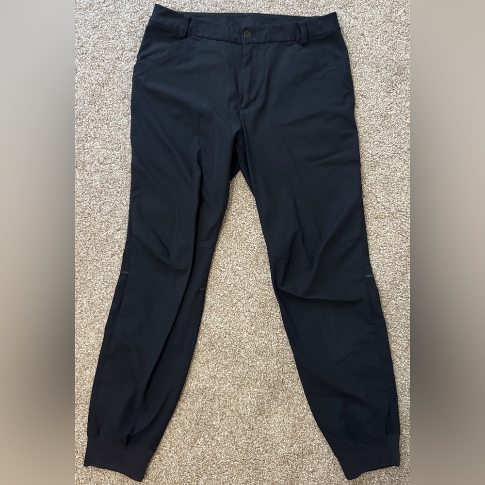 Lululemon Athletica Men's Black Joggers